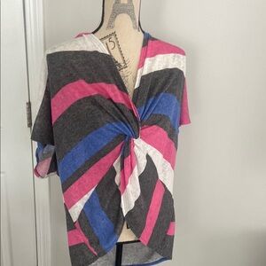 ANDREE BY UNIT Pink and Blue Asymmetrical Tie Front T-Shirt